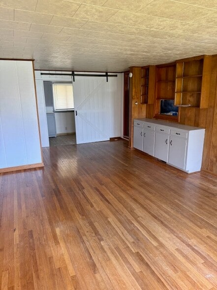 Building Photo - 1122 Glen Rd