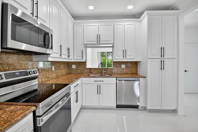 Building Photo - 16081 Poppy Seed Cir