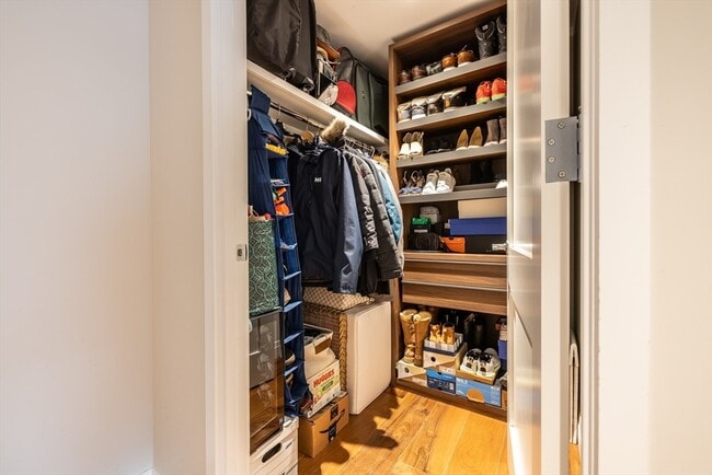 Building Photo - 300 Pier 4 Blvd.