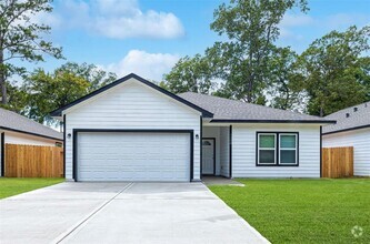 Building Photo - 101 Country Rd 3552