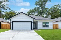 Building Photo - 101 Country Rd 3552