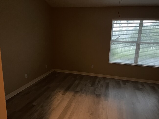 Main bedroom - 3348 Broken Bow Dr