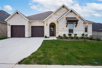 Building Photo - 708 Blueberry Way