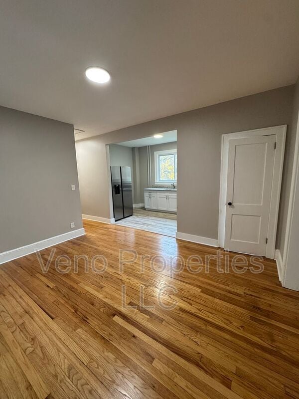 Building Photo - 179 9th St