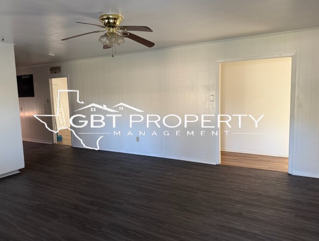 Building Photo - Charming 3-Bedroom Brick Home for Rent in Cedar Ridge – Waco, TX