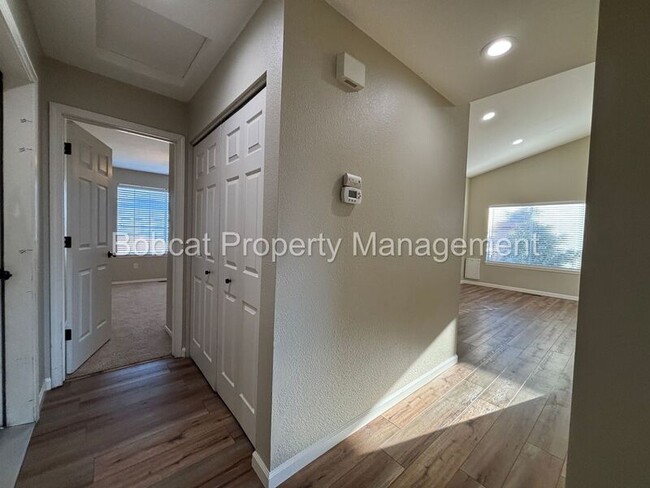 Building Photo - 3522 Smoketree Ave