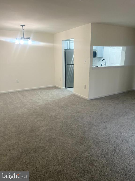 Building Photo - 5700 Shadwell Ct