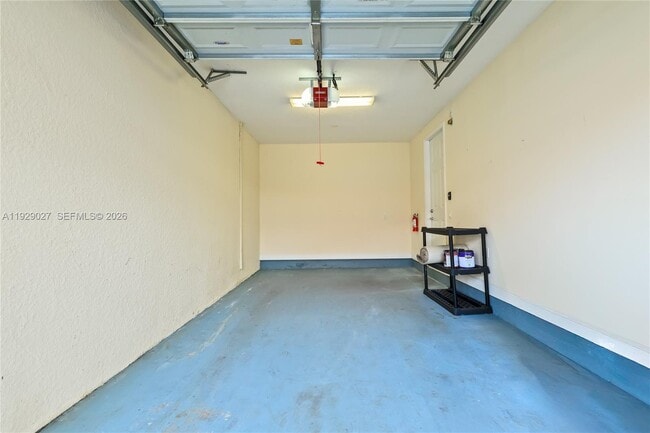 Building Photo - 4088 W Palm Aire Dr