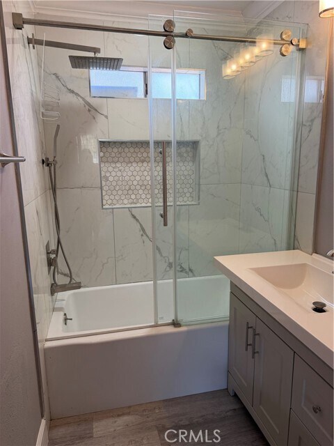 Building Photo - 6603 Mitad Ct
