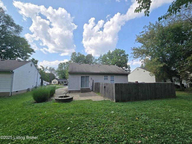 Building Photo - 3710 Locust Ave