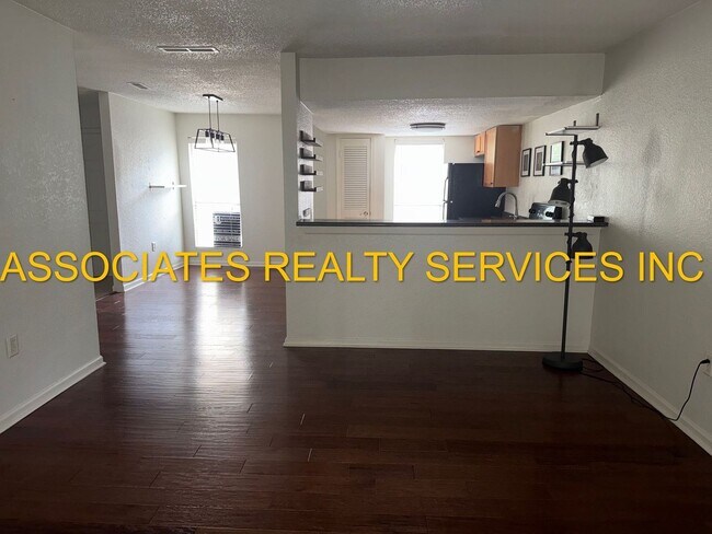 Building Photo - Spacious 2bed/2bath Condo in CREEK’S EDGE in NW Gainesville PRIVATE PATIO!!