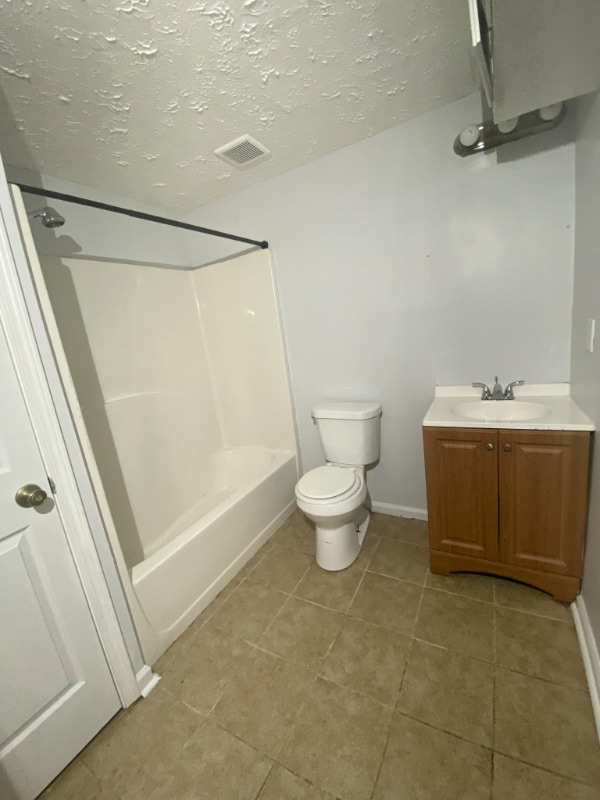Building Photo - 1232 Creek Forest Ct NW