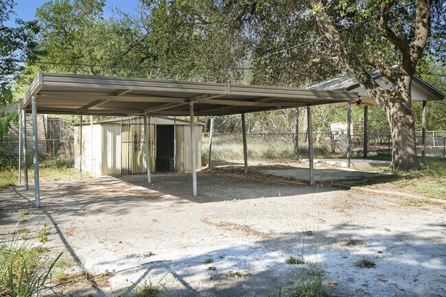 Building Photo - 309 Buhler Dr