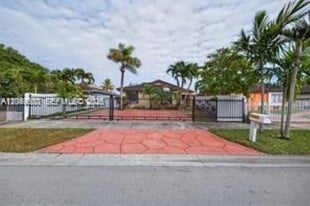 Building Photo - 17307 SW 115th Ave