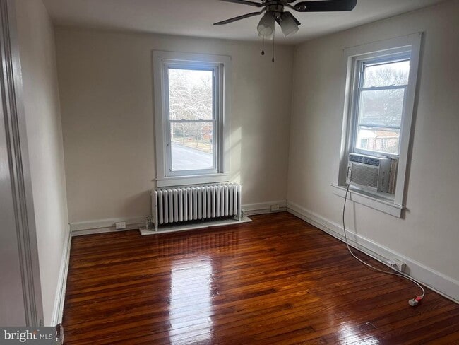 Building Photo - 501 N Brobst St