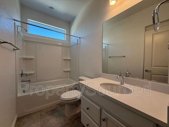 Building Photo - 1567 Halo Ave