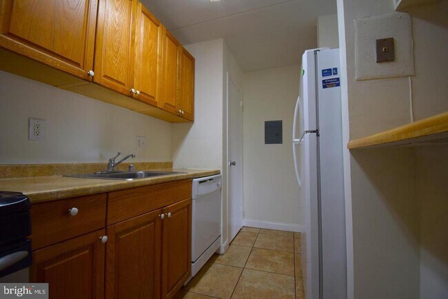 Building Photo - 2635 Fort Farnsworth Rd