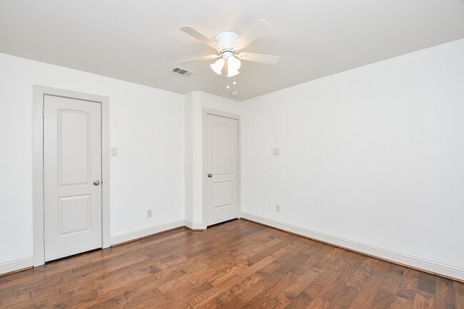 Building Photo - 5815 Dryad Dr