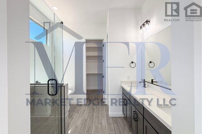 Building Photo - 3Bed/2Bath Home in North Scottsdale! Ready...