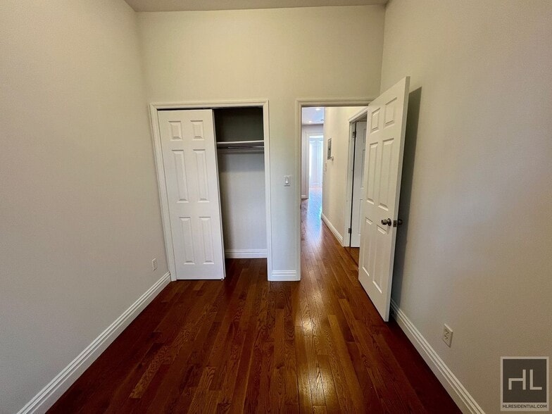 Building Photo - 3BR 2.5BA Garden Level Duplex in Bedstuy T...