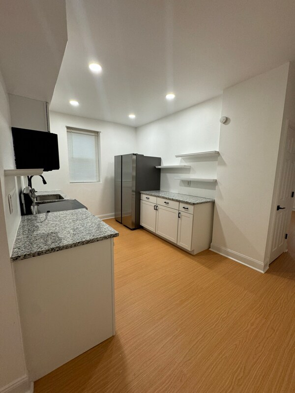 Building Photo - 1417 Columbus Ave