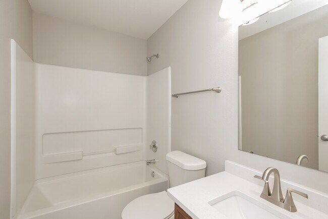 Building Photo - 6309 Salamander Run Ln