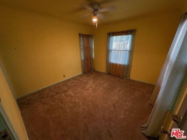 Building Photo - 3791 Olmsted Ave