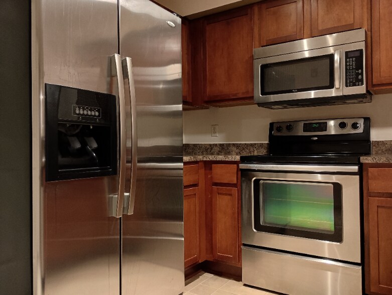 Building Photo - 1083 Beaver Run