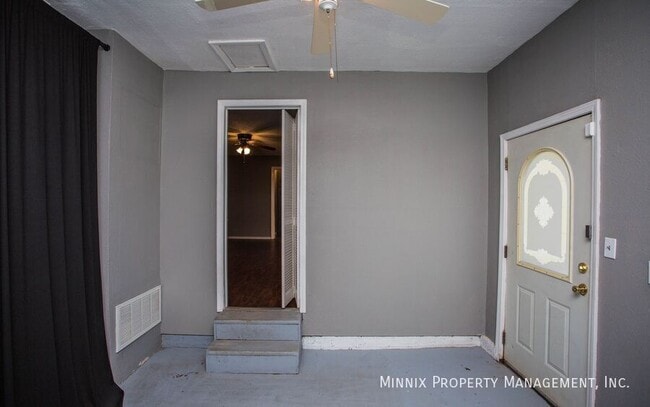 Building Photo - 4611 33rd St