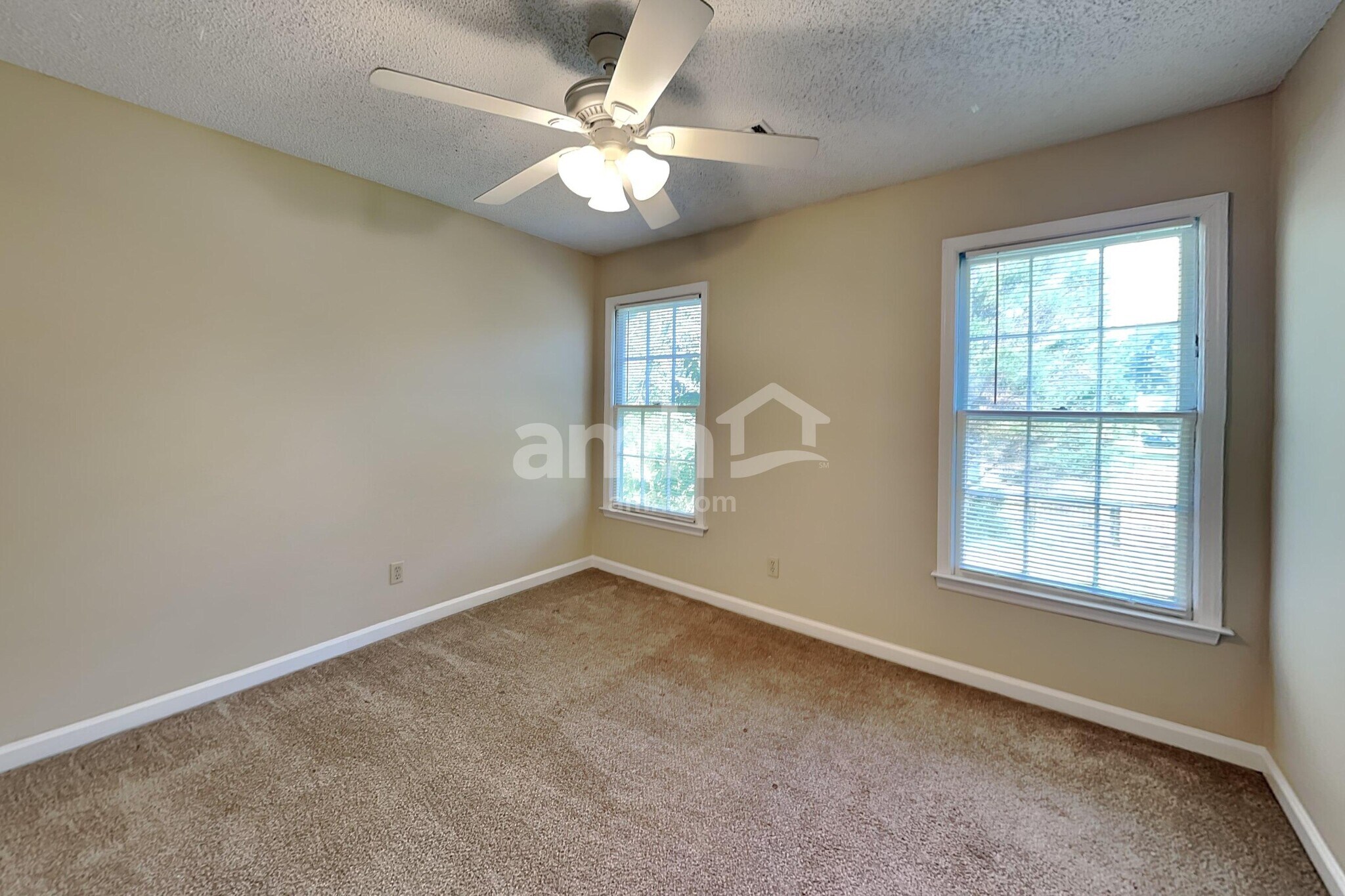 Building Photo - 1300 Summit Point Ln