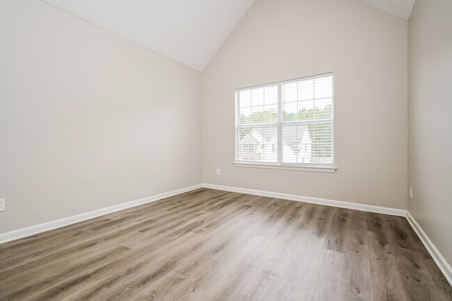 Building Photo - 223 Millstone Dr