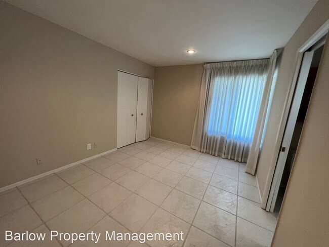 Building Photo - 5 br, 2.5 bath House - 2030 Marco Drive