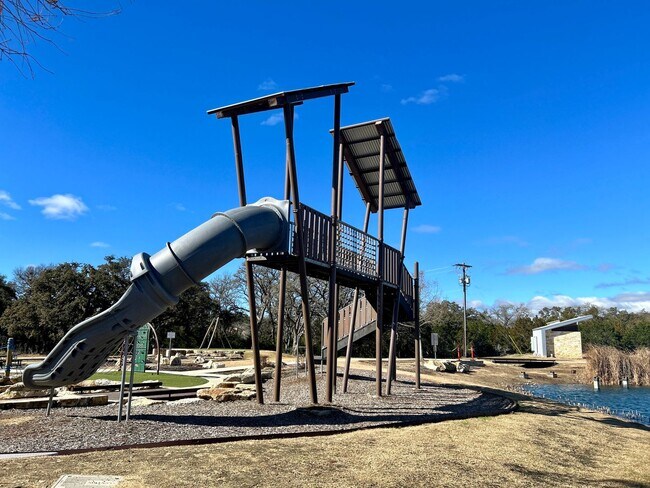 Building Photo - 4-bed, 2-bath gem in Hidden Trails- Bulverde TX- 4/2/2-6013 Companion Loop