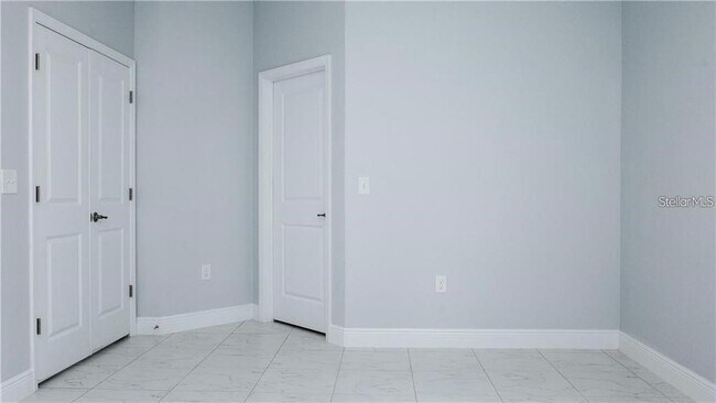 Building Photo - 3208 Mandeville St