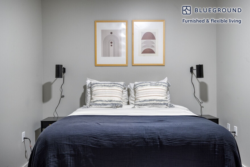 Building Photo - 1550 Soldiers Field Rd