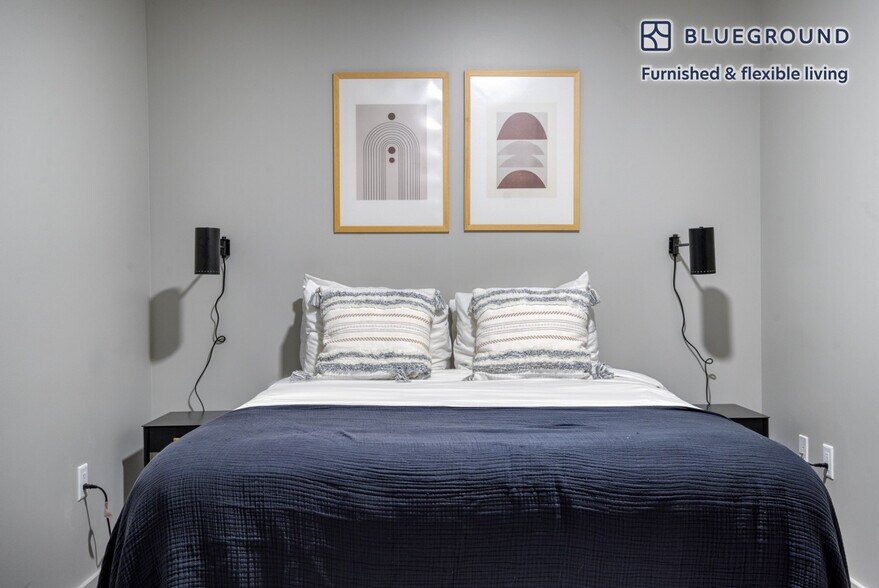 Building Photo - 1550 Soldiers Fld Rd