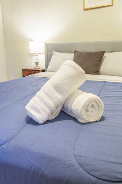 Building Photo - 37 Smith St