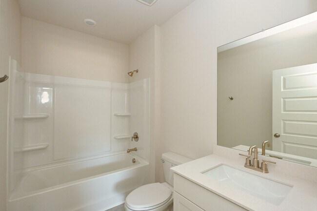 Building Photo - **BE THE VERY FIRST ONE TO LIVE IN THIS BRAND NEW HOME IN THE EXCLUSIVE GREENHILL ESTATES NEIGHBO...