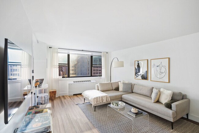 Building Photo - 330 W 58th St