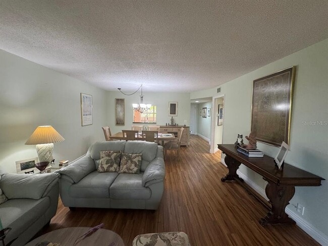 Building Photo - 3062 Eastland Blvd