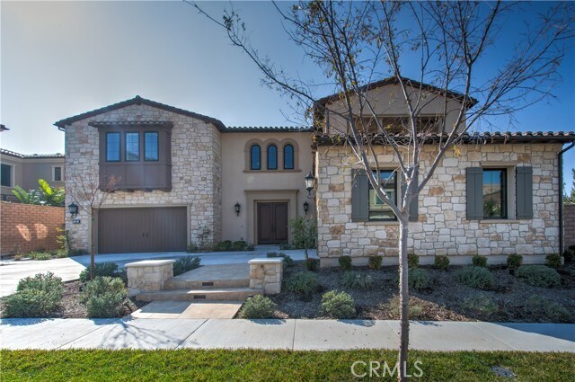 Primary Photo - 120 Nest Pine