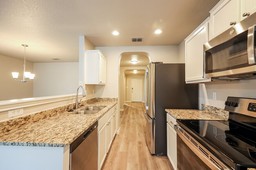 Building Photo - 7826 Juno Heights