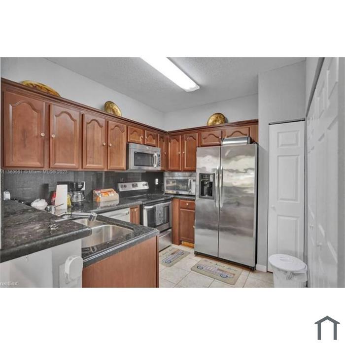 Building Photo - 1212 Santa Catalina Ln