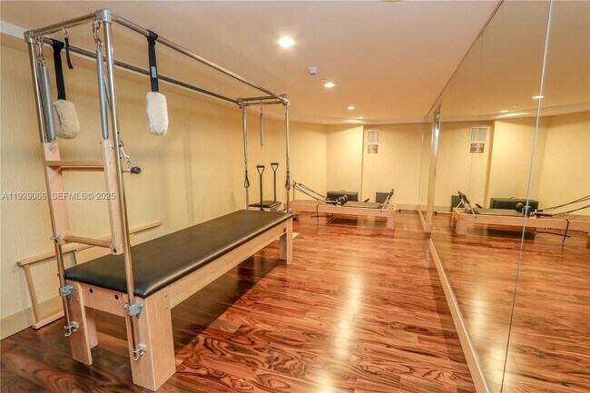 Building Photo - 50 Biscayne Blvd