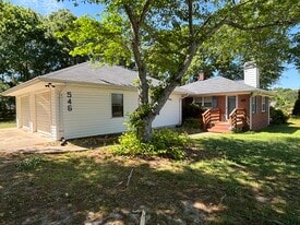 Building Photo - 546 Rockwell Church Rd NW