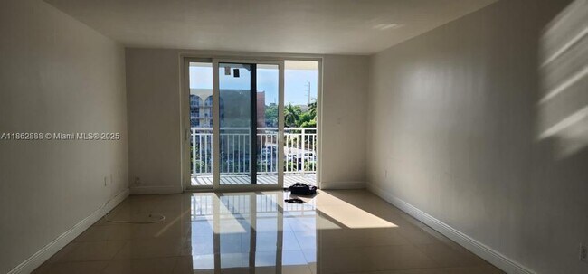 Building Photo - 6950 Miami Gardens Dr