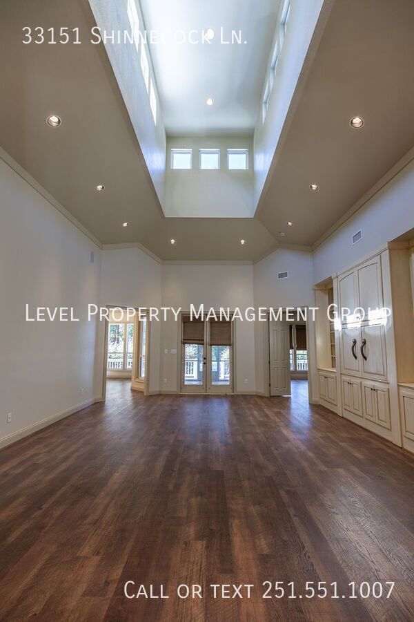 Building Photo - 33151 Shinnecock Ln