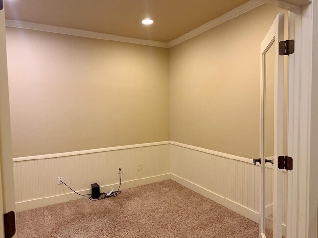 Building Photo - 1724 Ellerbeck Ln