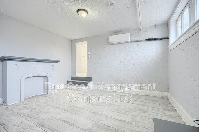 Building Photo - 2878 Harford Rd