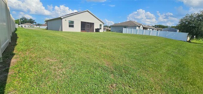 Building Photo - 240 Solis Dr